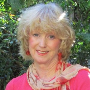 Meet your Posher, Jenifer